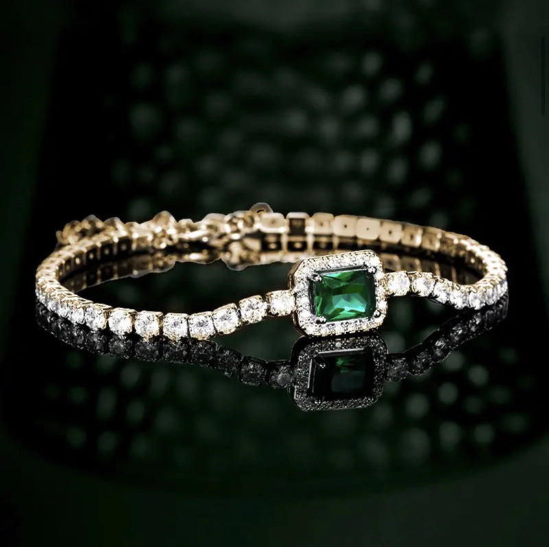 Pulseira cravejada com zircônia   Feminina Banhada Our
