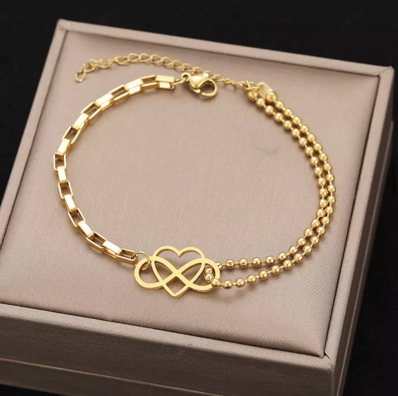 Pulseira dupla com símbolo Feminina Banhada Ouro