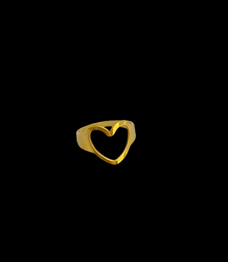 ANEL FEMININO CORAÇÃO - BANHADO A OURO 18K