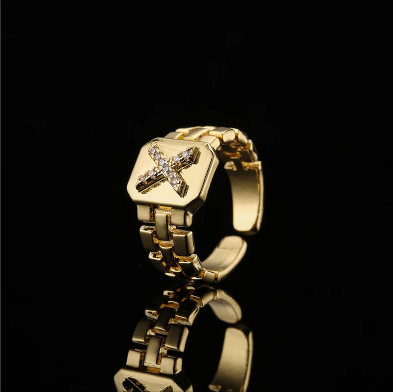 ANEL FEMININO LETRA INICIAL- BANHADO A OURO 18K