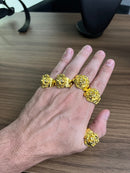 ANEL LEÃO - BANHADO A OURO 18K