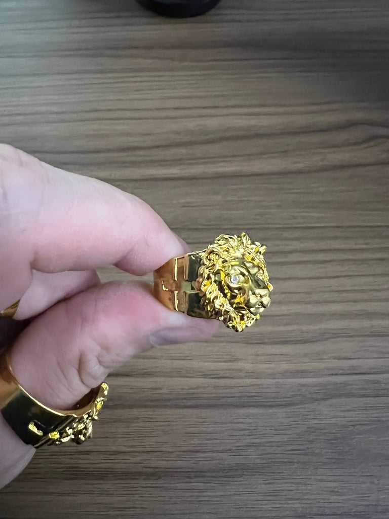 ANEL LEÃO - BANHADO A OURO 18K