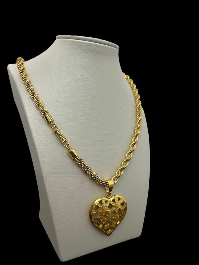 Cordão 8mm Baiano Feminino + Pingente Coração Florido - Banhado a ouro 18k