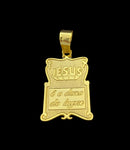 PINGENTE JESUS É O DONO G - BANHADO A OURO 18K