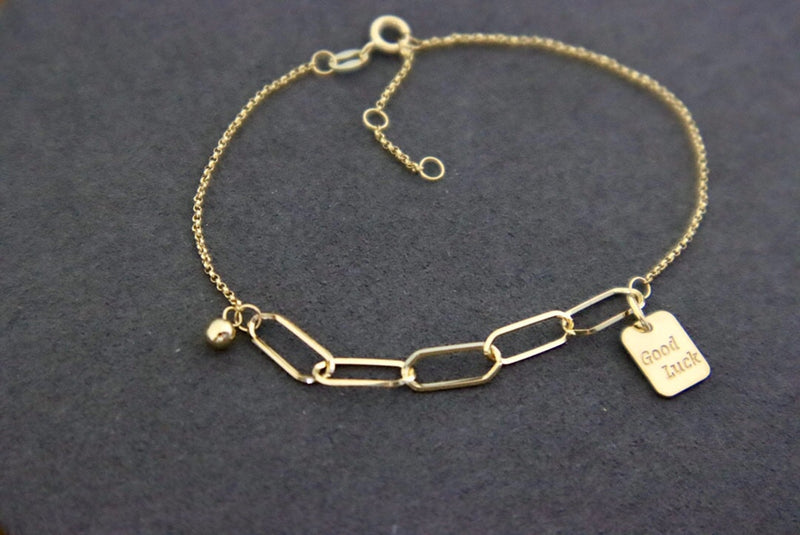 Colar Maciço de Ouro Maciço  18K (750) corrente com design assimétrico elegante